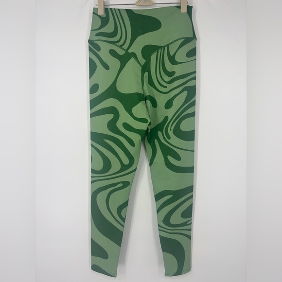 NWOT Cosmopolitan X Balance Athletica Vitality Pant in Botanical Green L - Picture 5 of 5
